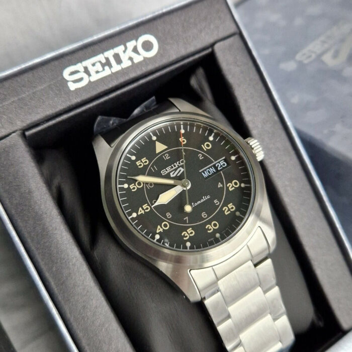 Seiko 5 Sports Flieger Automatic Black Dial Silver Steel Strap Watch for Men - SRPH27K1 - Image 6